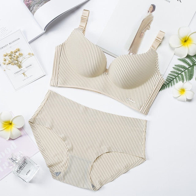 Best Romantic Temptation Bra Set Women